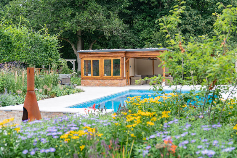 Garden room overlooking swimming pool